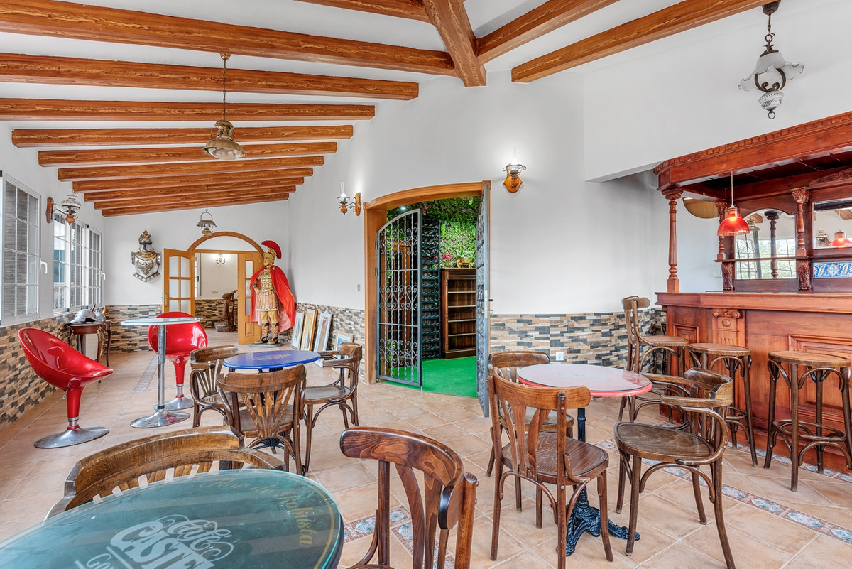 4-Bedroom Townhouse in Torrevieja | Sunny Casas - Costa ... - Image 8