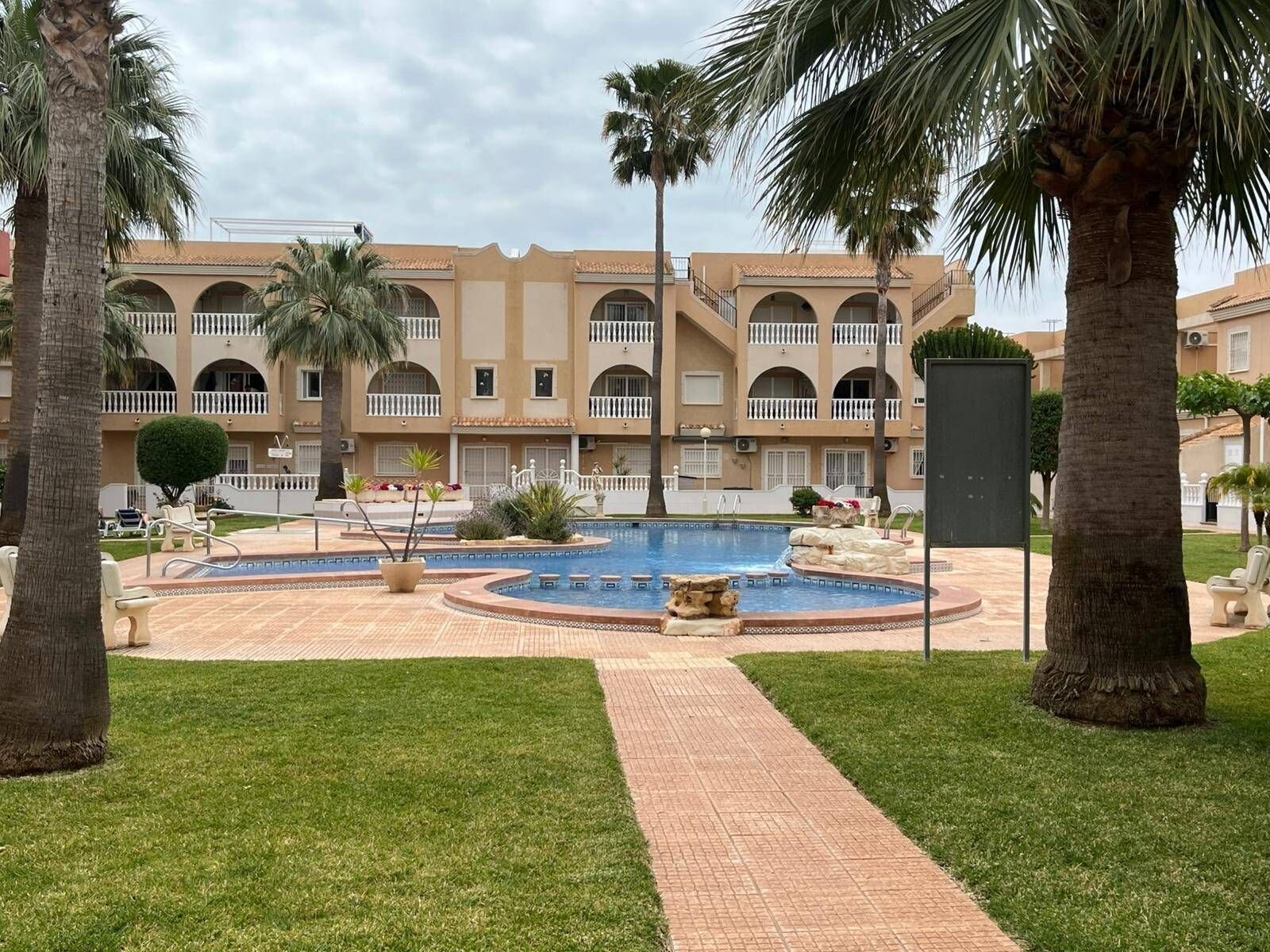 Appartement met 2 Slaapkamers in Los Alcázares, Los Alcázares - Image 4