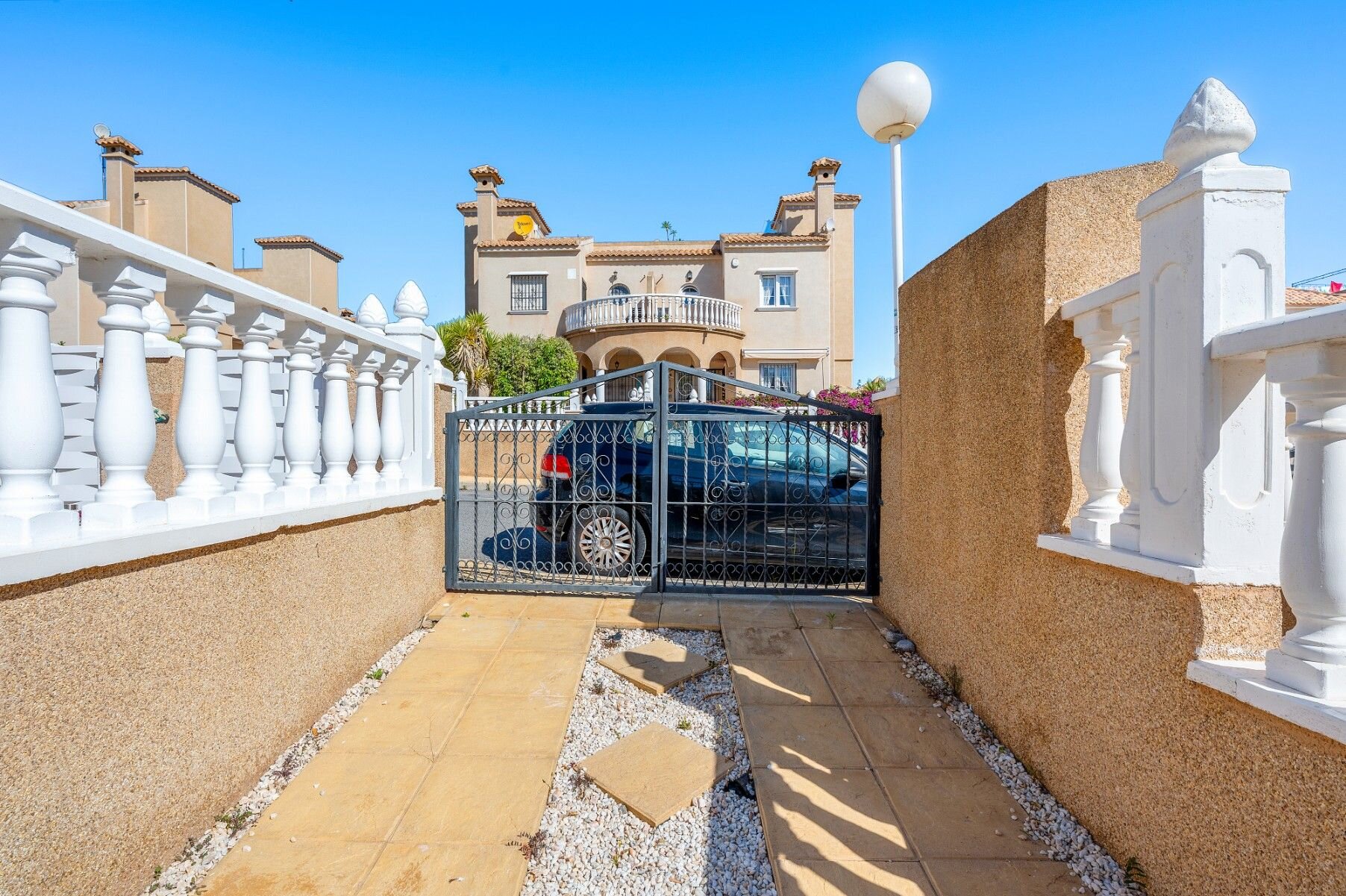3-Bedroom Villa in Las Filipinas, Orihuela Costa - Image 27