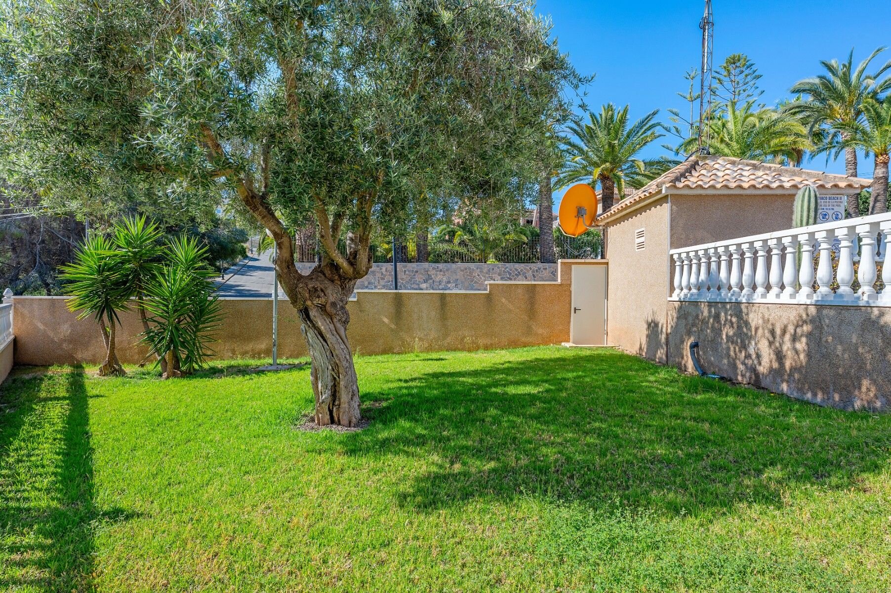 3-Bedroom Villa in Las Filipinas, Orihuela Costa - Image 38