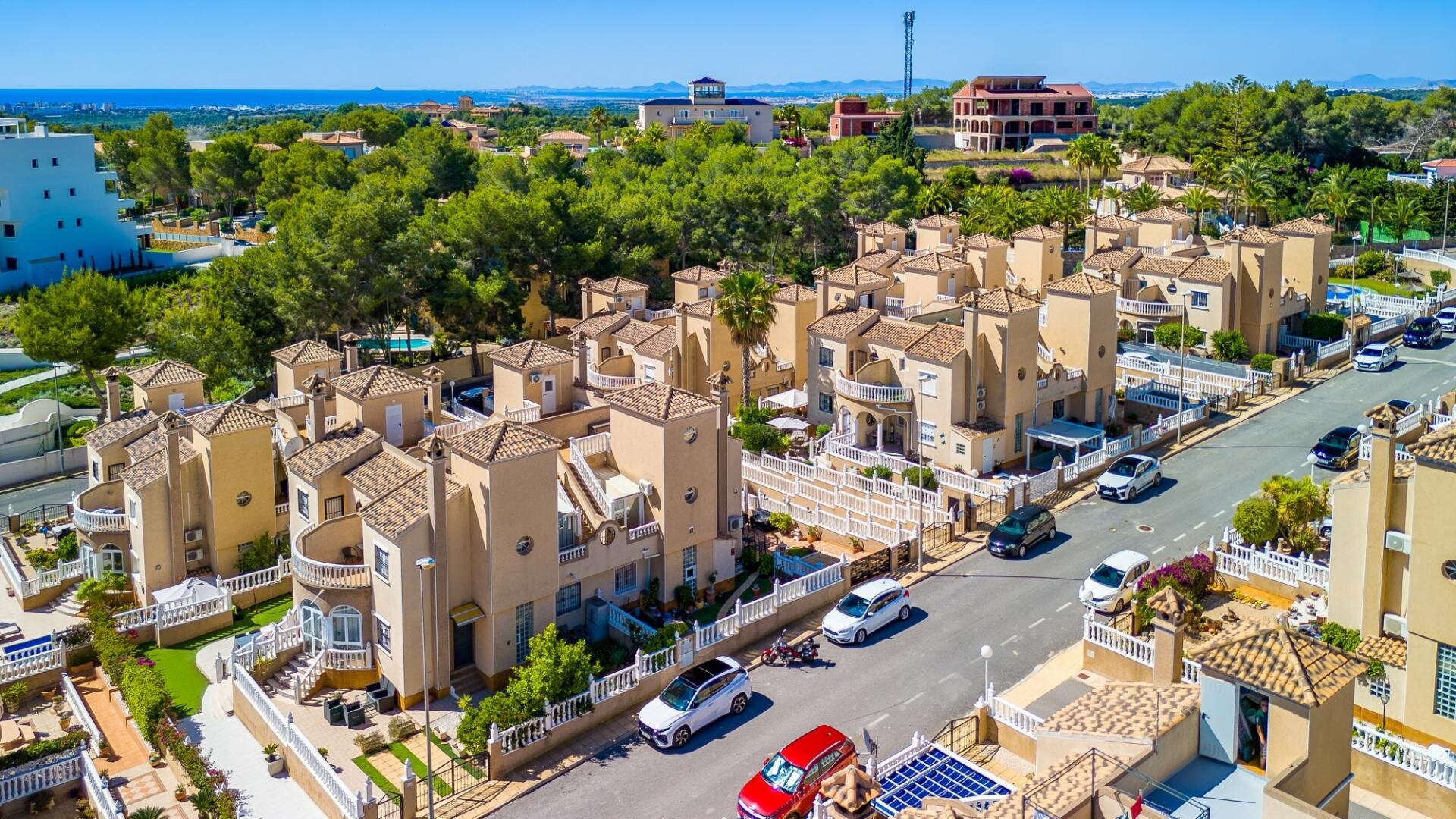 3-Bedroom Villa in Las Filipinas, Orihuela Costa - Image 40