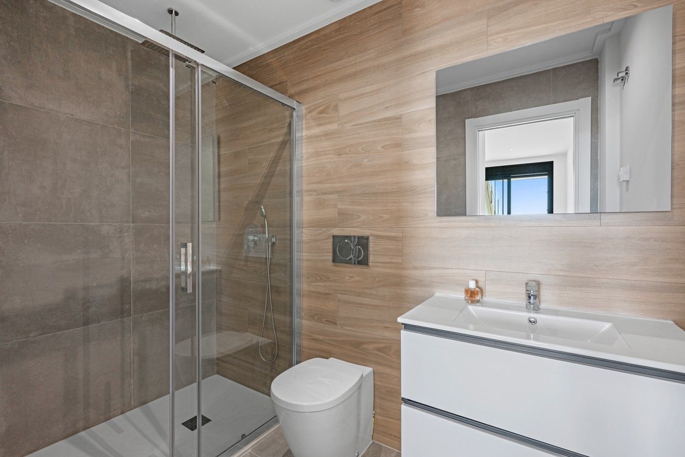 2-Bedroom Apartment in Lomas de Cabo Roig, Orihuela Costa - Image 24