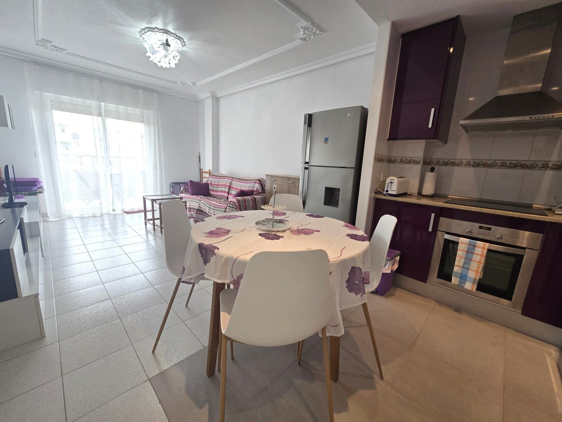 Apartment in Torrevieja - Image 2