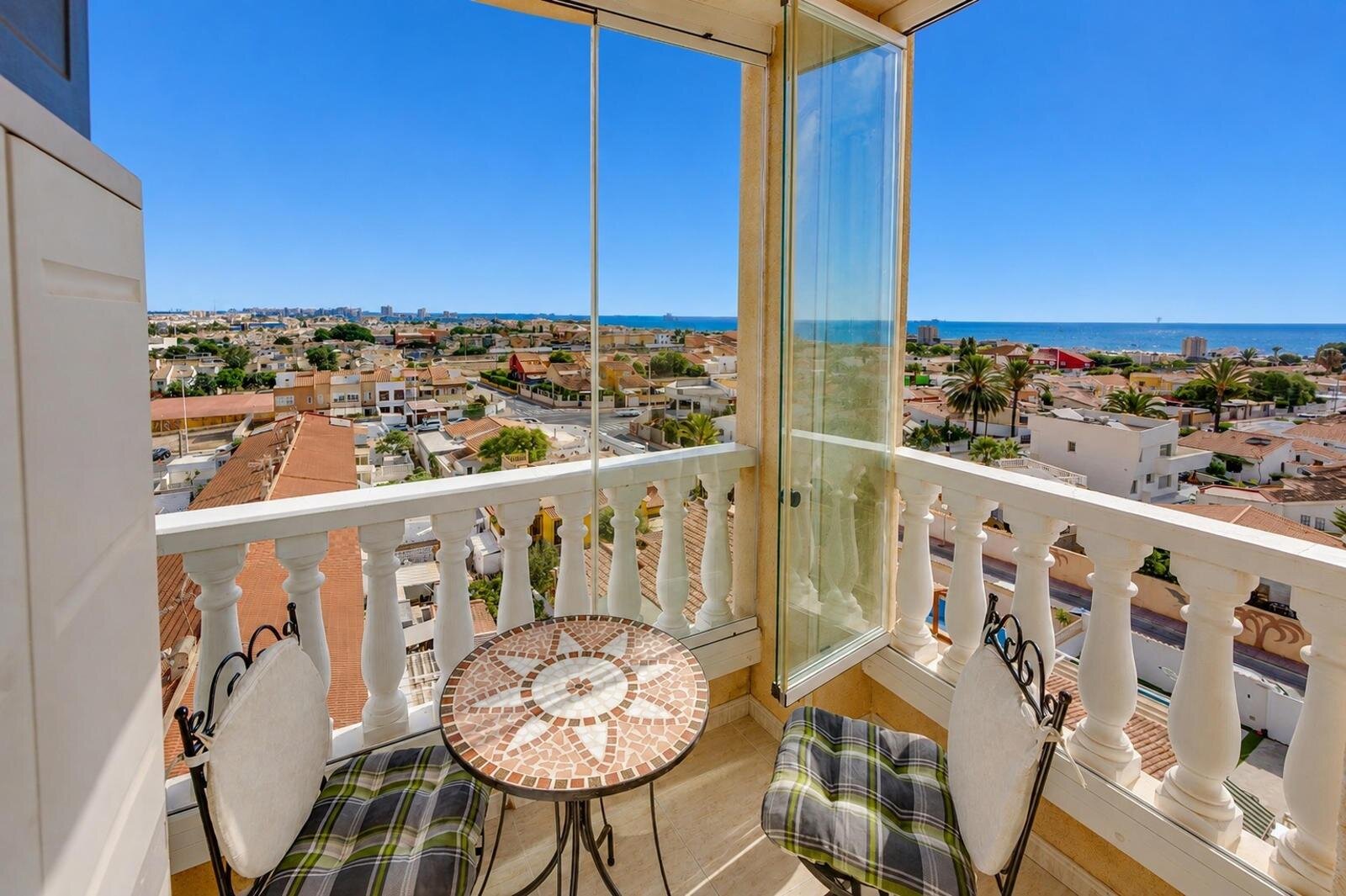 2-Bedroom Apartment in Nueva Torrevieja, Torrevieja - Image 19