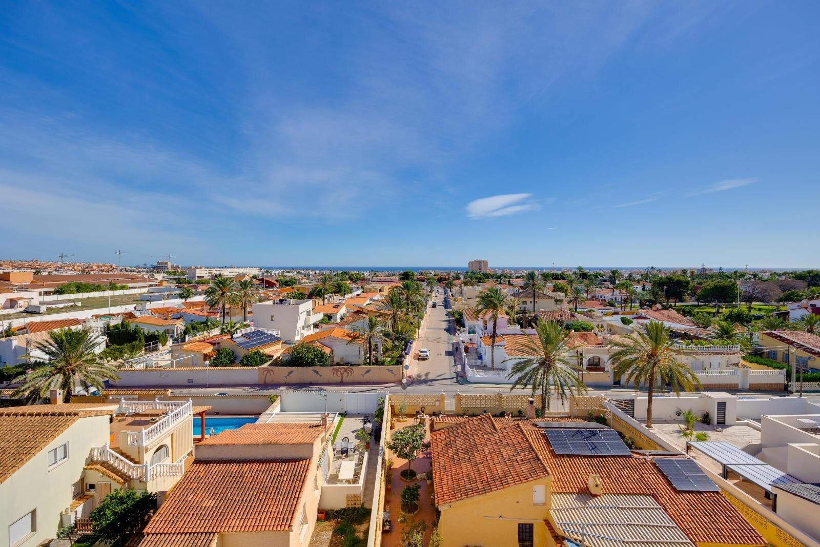 2-Bedroom Apartment in Nueva Torrevieja, Torrevieja - Image 2