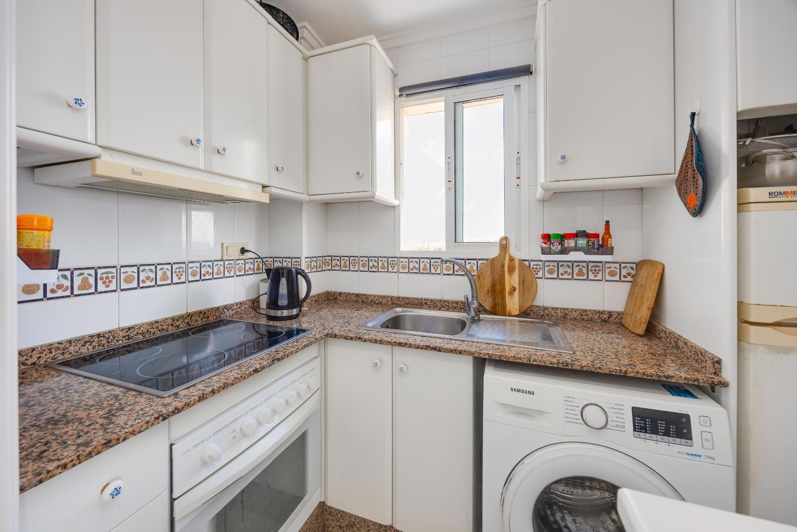2-Bedroom Apartment in Nueva Torrevieja, Torrevieja - Image 35