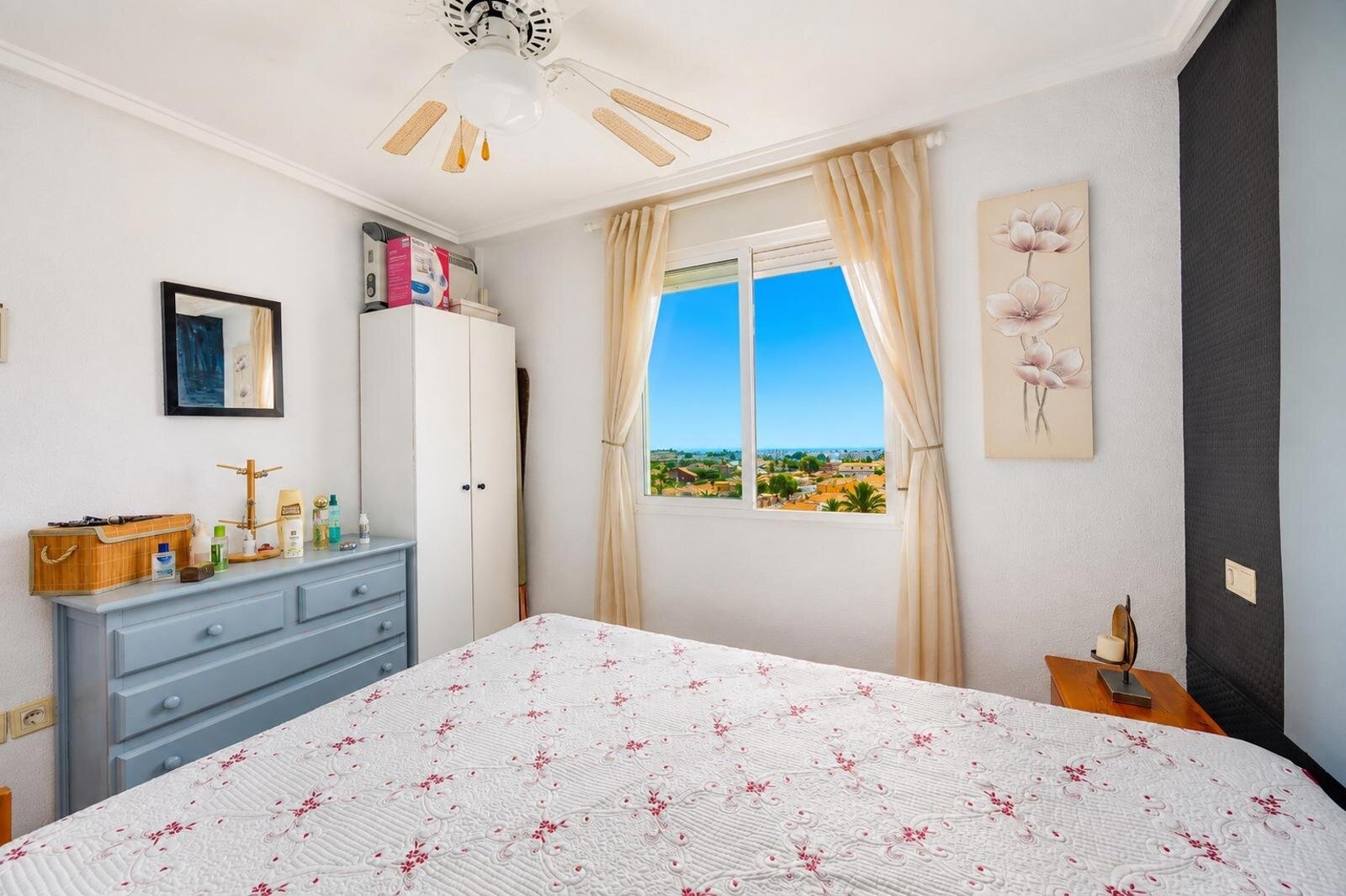 2-Bedroom Apartment in Nueva Torrevieja, Torrevieja - Image 40