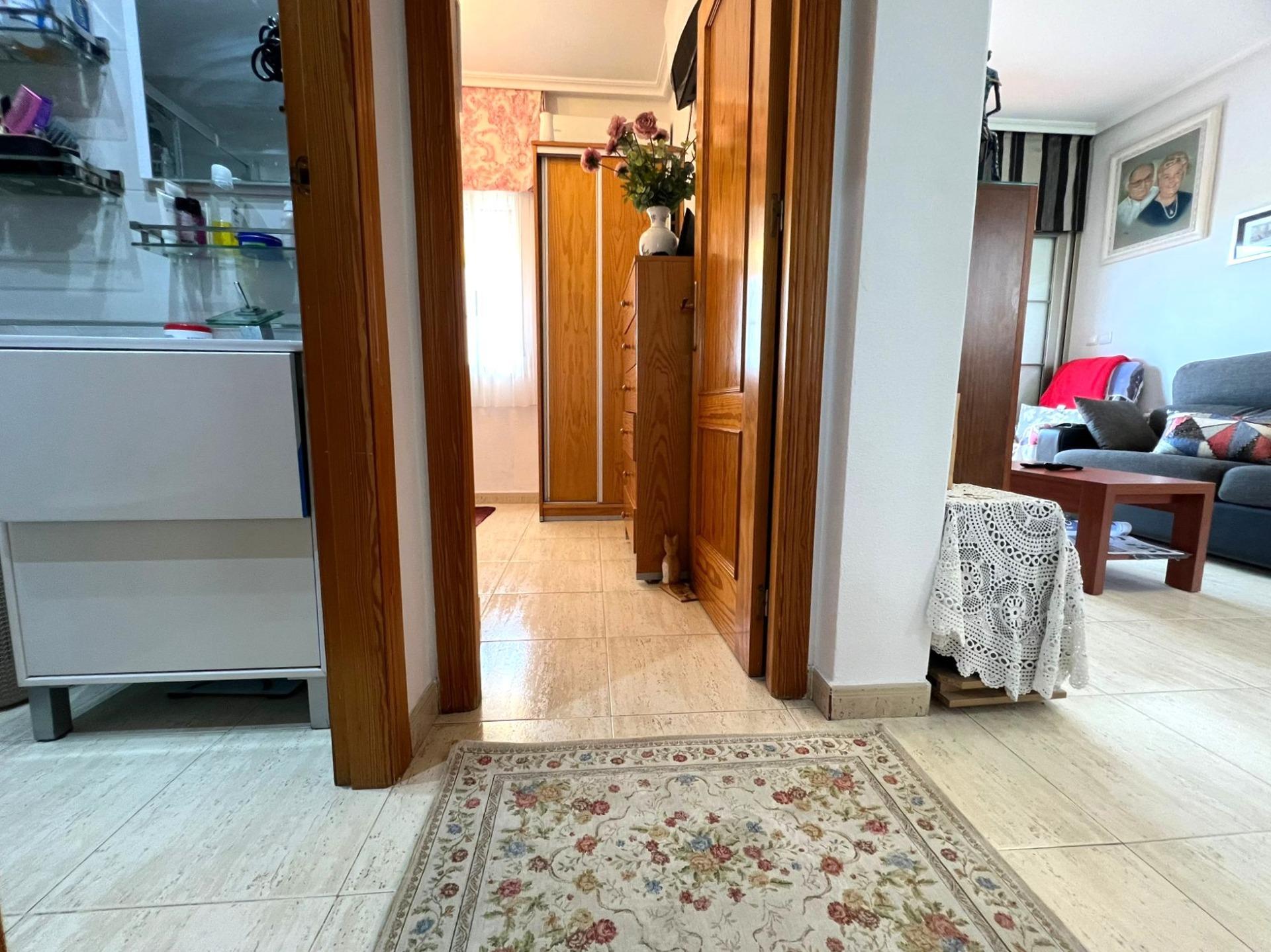2-Bedroom Bungalow in Zona los Frutales, Torrevieja - Image 17