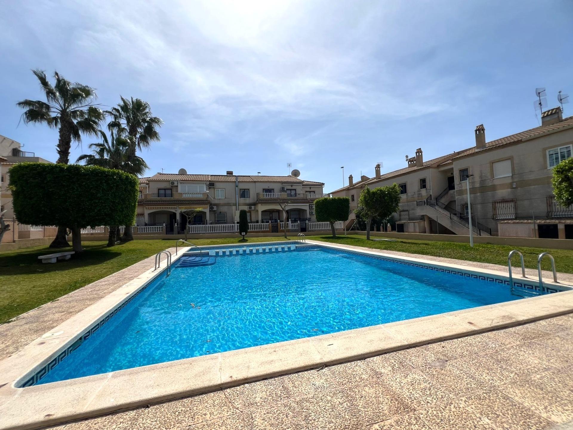 2-Bedroom Bungalow in Zona los Frutales, Torrevieja - Image 19