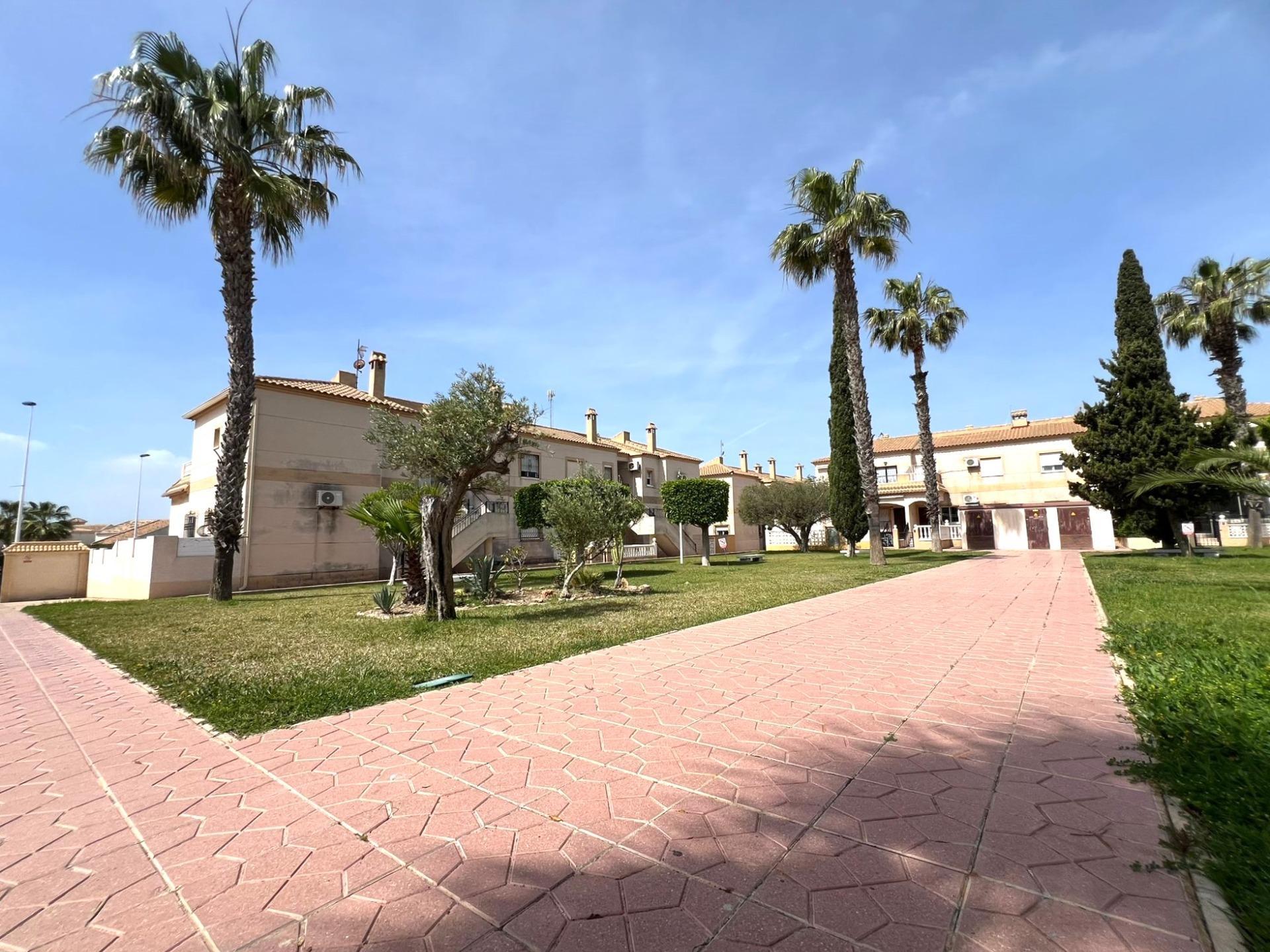 2-Bedroom Bungalow in Zona los Frutales, Torrevieja - Image 20