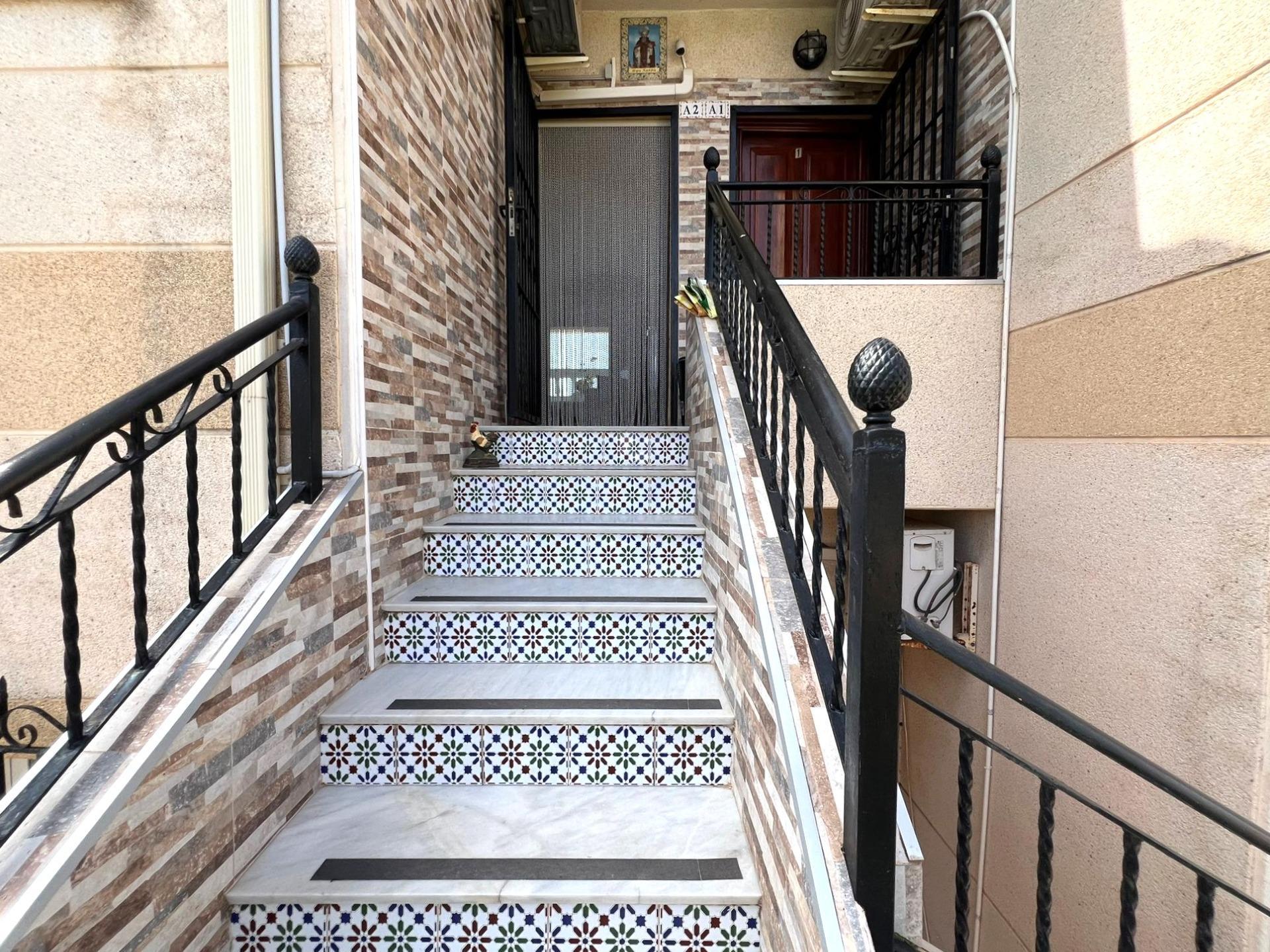 2-Bedroom Bungalow in Zona los Frutales, Torrevieja - Image 23