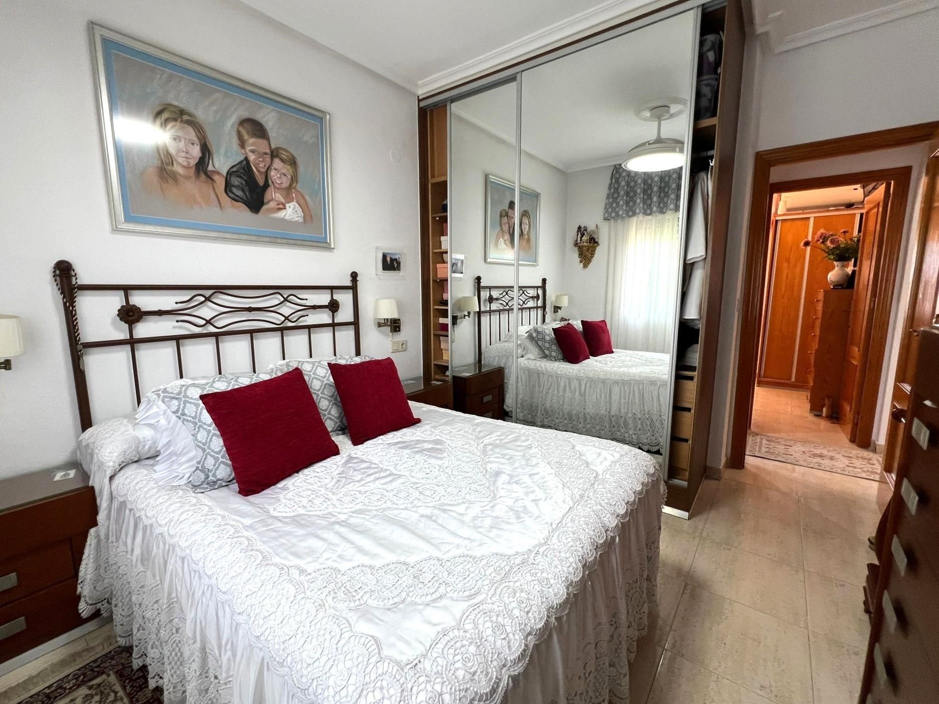 2-Bedroom Bungalow in Zona los Frutales, Torrevieja - Image 8
