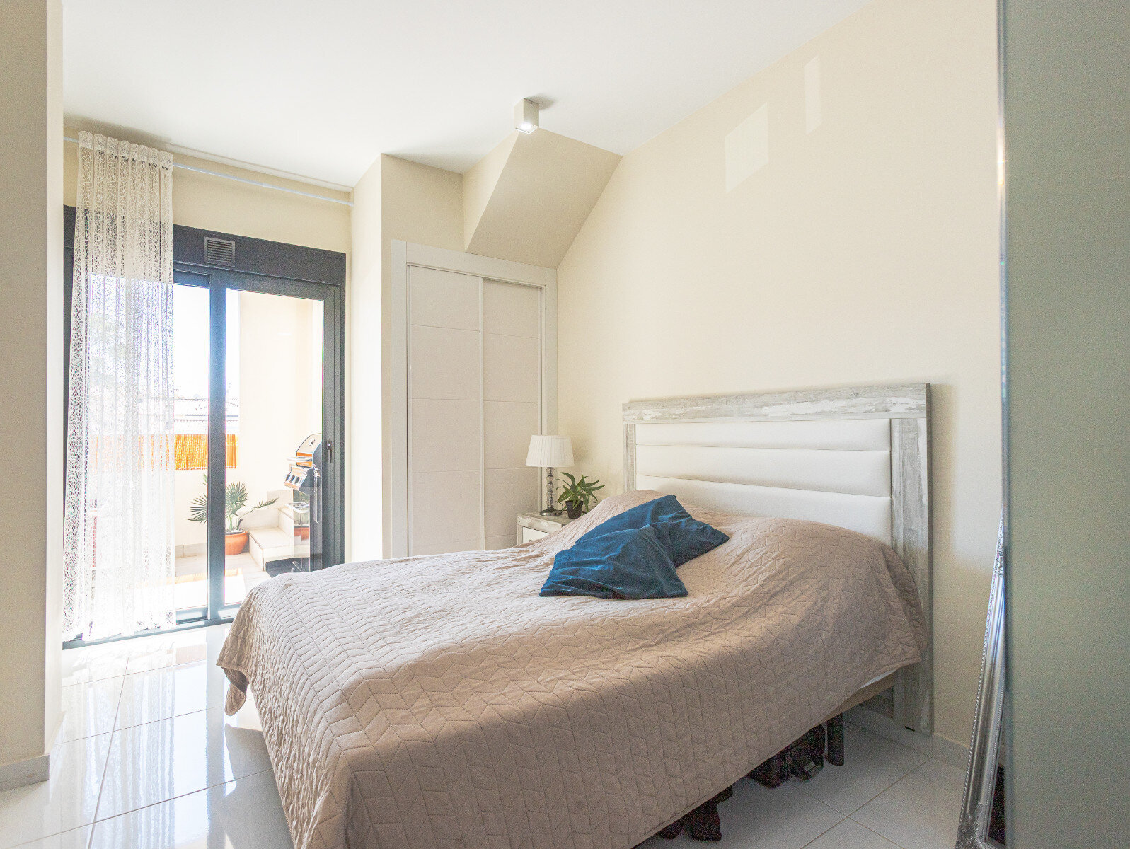 2-Bedroom Bungalow in La Florida, Orihuela Costa - Image 10