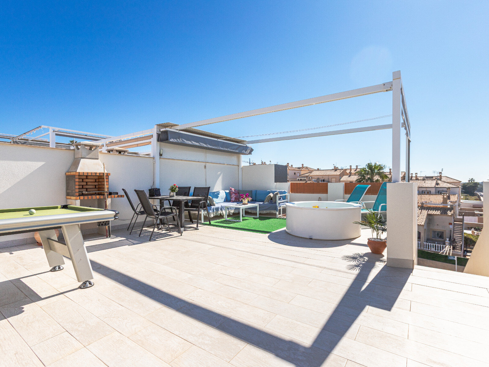 2-Bedroom Bungalow in La Florida, Orihuela Costa - Image 23