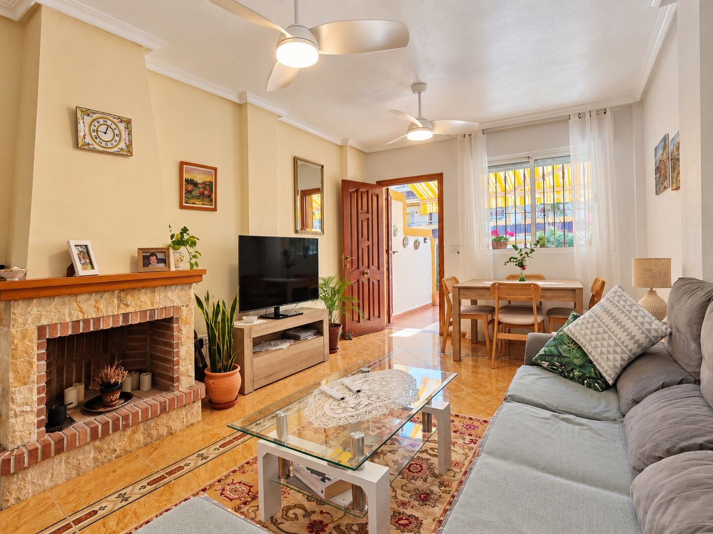 3-Bedroom House in Los Almendros-la Florida, Orihuela Costa - Image 13