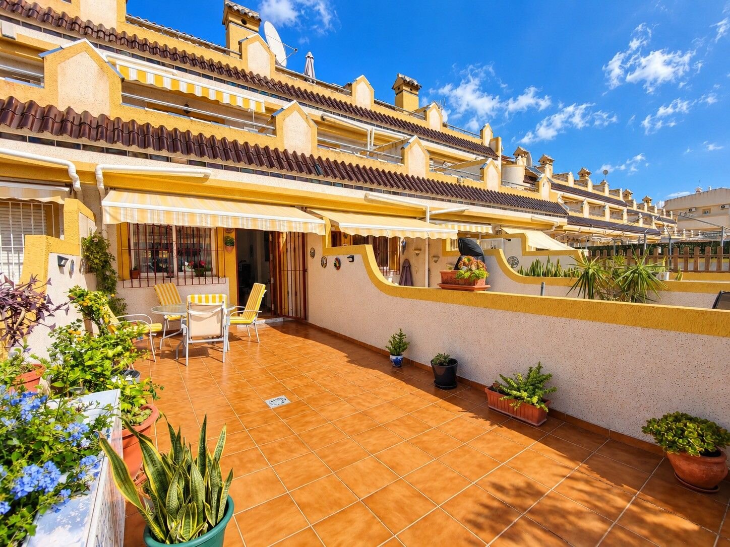 3-Bedroom House in Los Almendros-la Florida, Orihuela Costa - Image 3