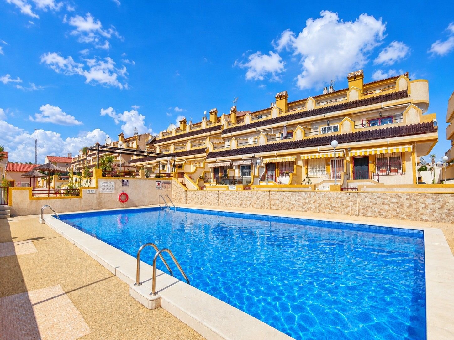 3-Bedroom House in Los Almendros-la Florida, Orihuela Costa - Image 38
