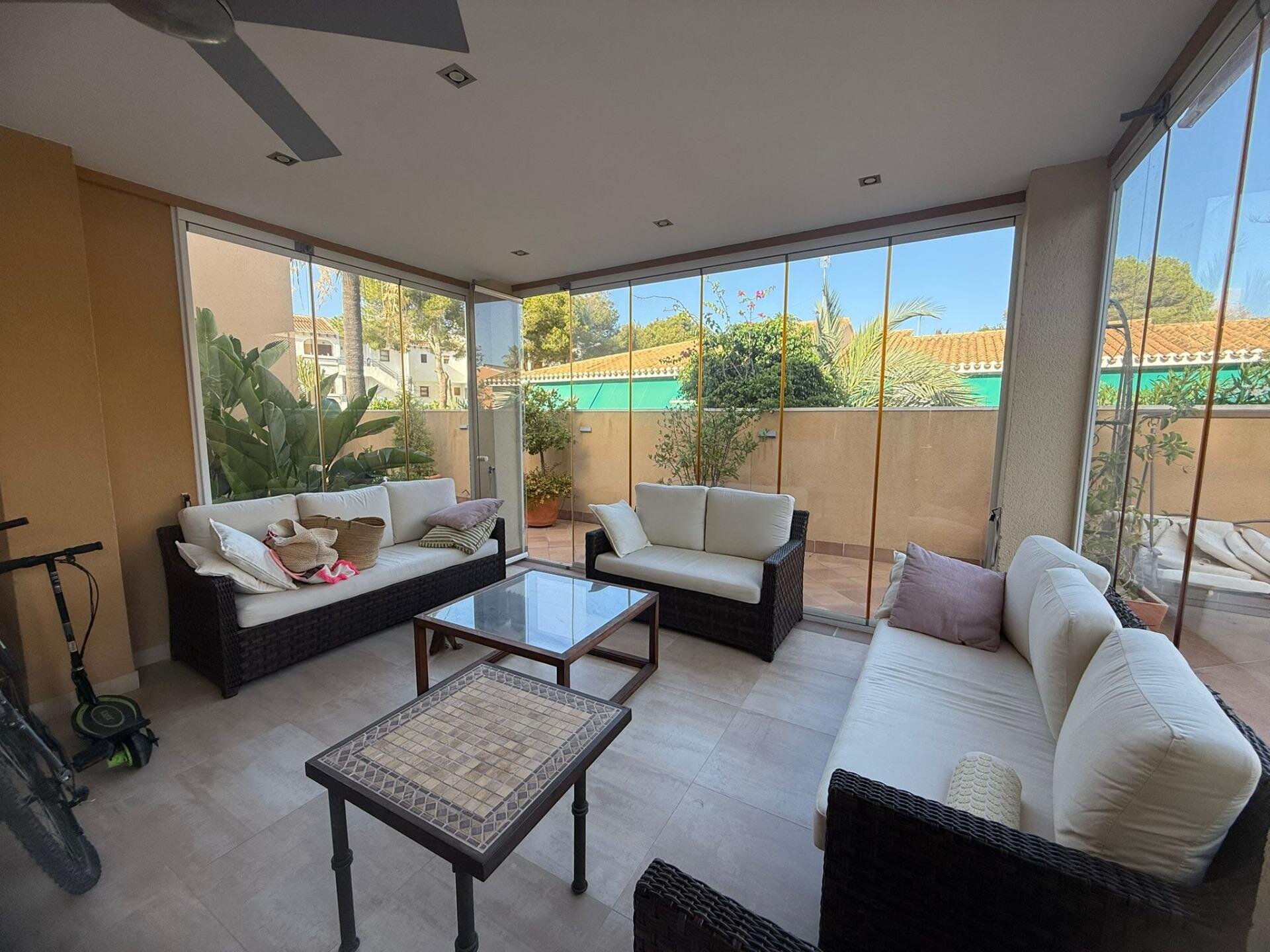 5-Bedroom House in Altos de Campoamor, Orihuela Costa - Image 14