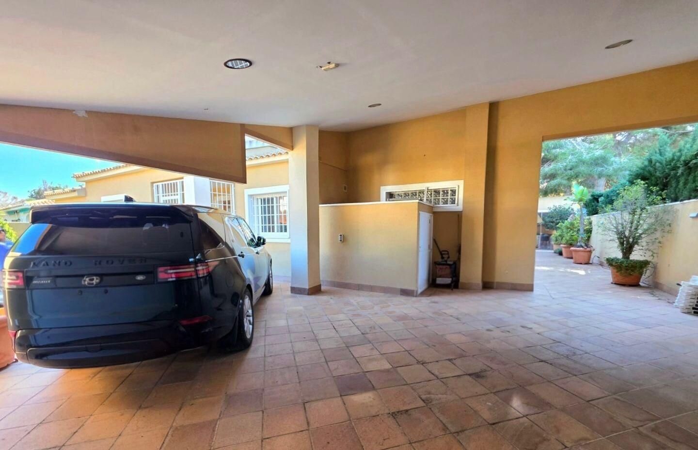 5-Bedroom House in Altos de Campoamor, Orihuela Costa - Image 45