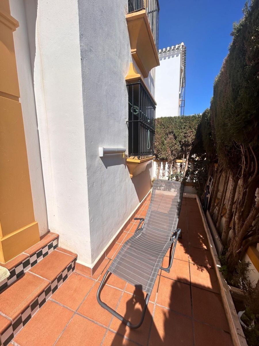 2-Bedroom Bungalow in Torre la Mata, Torrevieja - Image 23