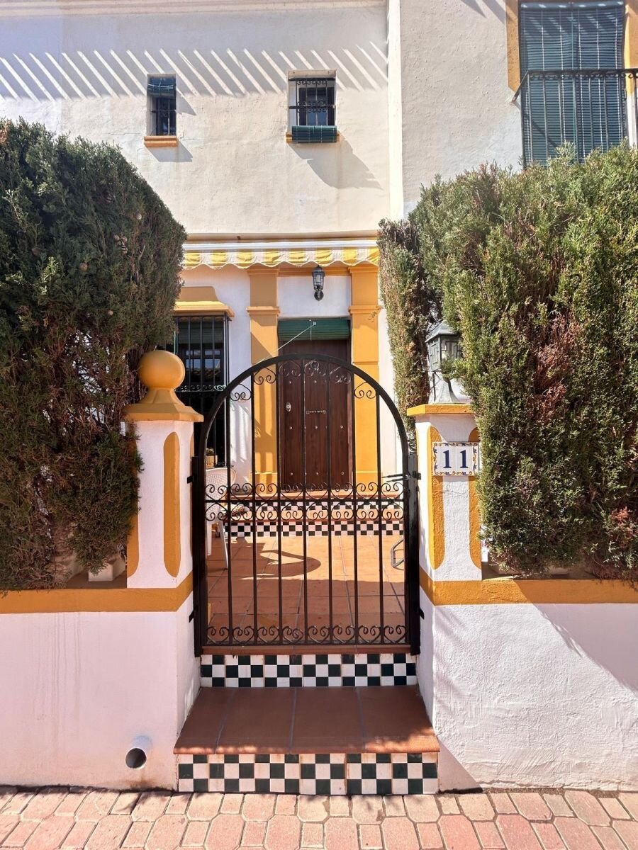 2-Bedroom Bungalow in Torre la Mata, Torrevieja - Image 25