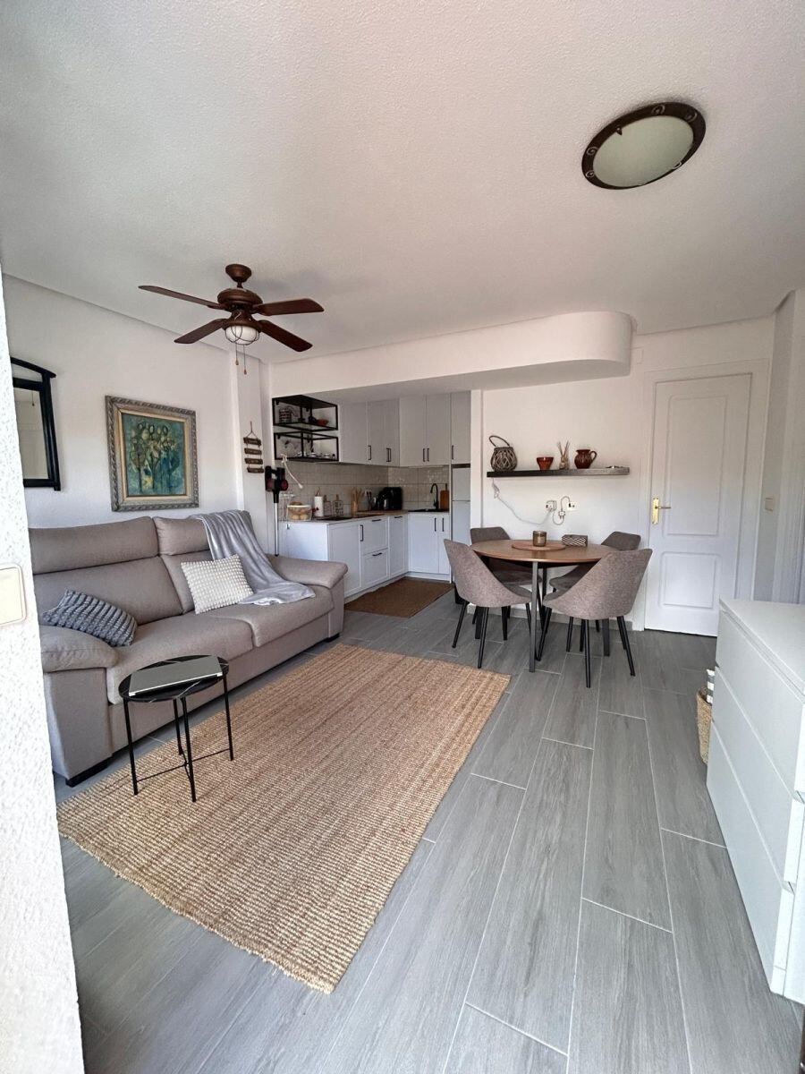 2-Bedroom Bungalow in Torre la Mata, Torrevieja - Image 3