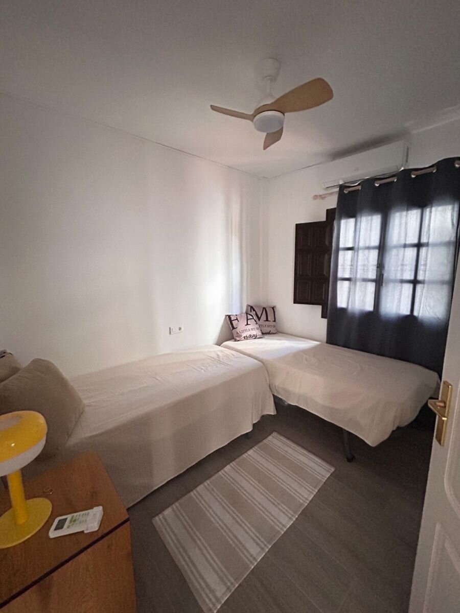 2-Bedroom Bungalow in Torre la Mata, Torrevieja - Image 5