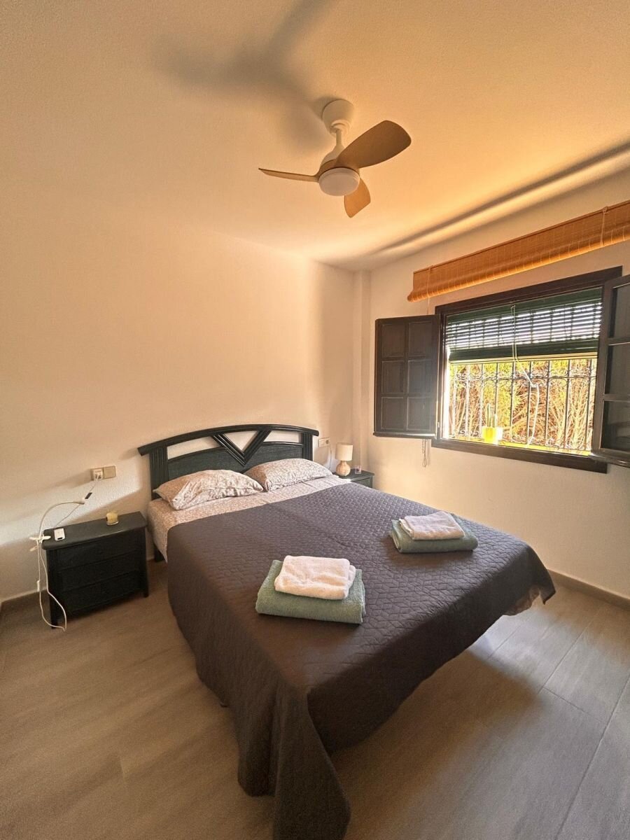 2-Bedroom Bungalow in Torre la Mata, Torrevieja - Image 8
