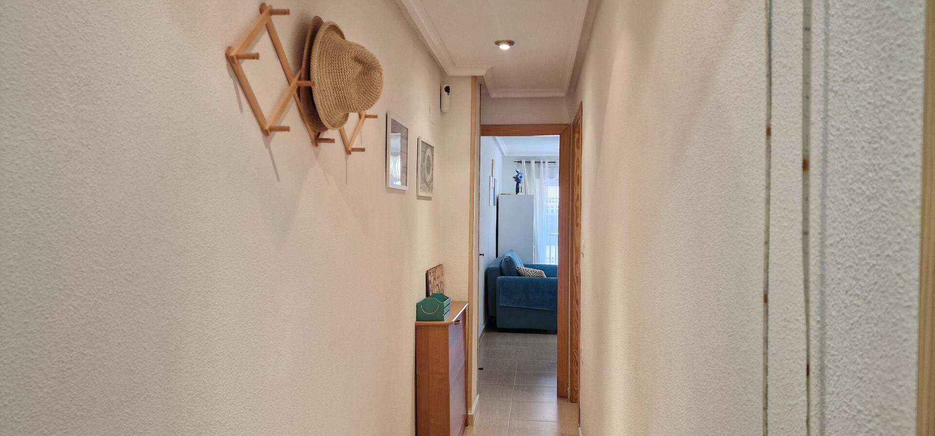 1-Bedroom Apartment in Los Secanos, Guardamar del Segura - Image 16