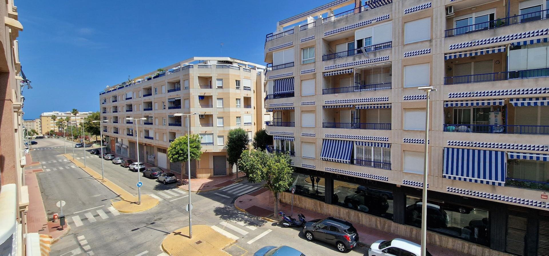 1-Bedroom Apartment in Los Secanos, Guardamar del Segura - Image 20
