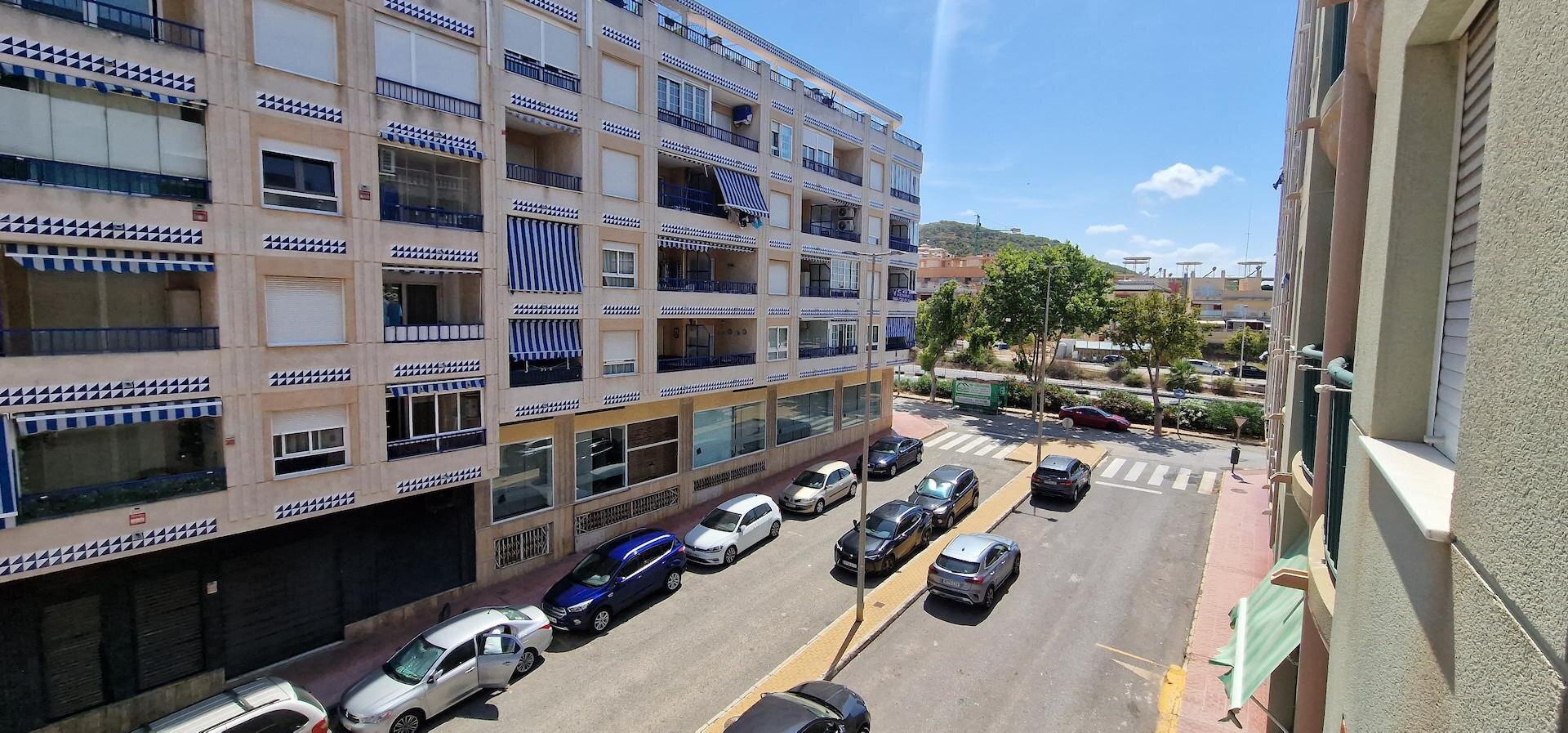 1-Bedroom Apartment in Los Secanos, Guardamar del Segura - Image 21