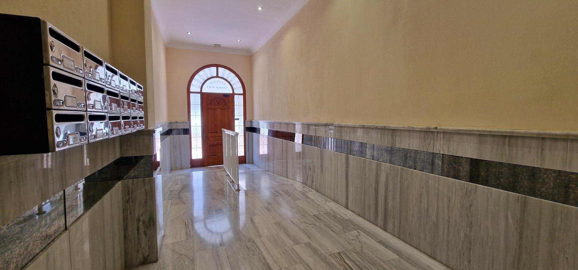 1-Bedroom Apartment in Los Secanos, Guardamar del Segura - Image 29