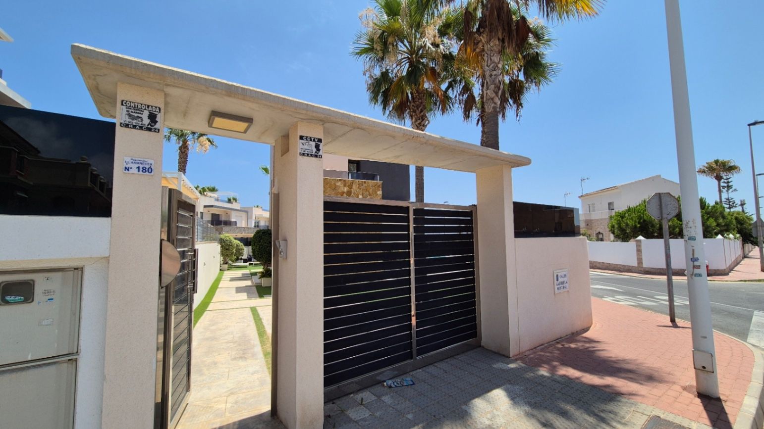 Villa in Torrevieja - Image 4