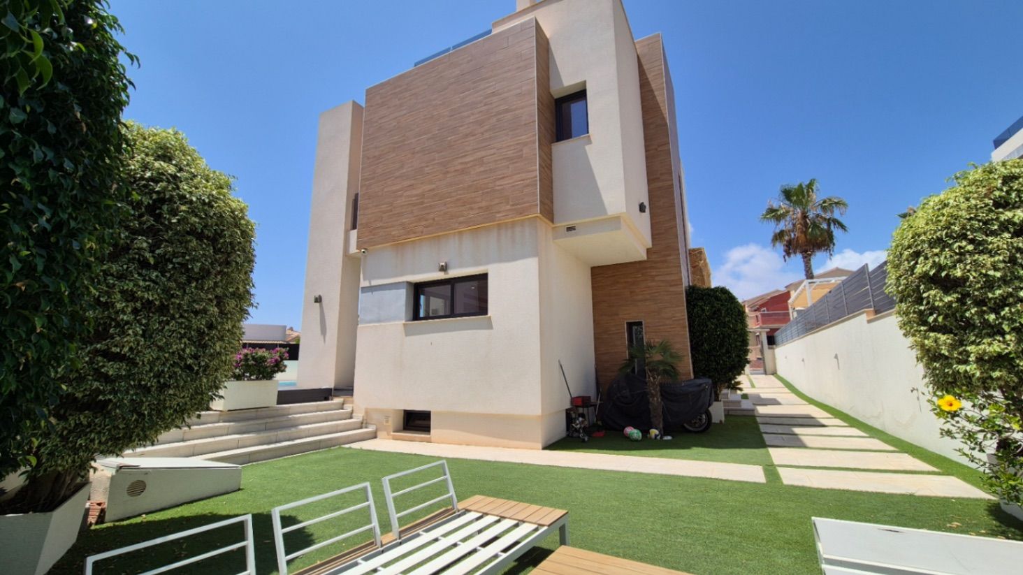 Villa in Torrevieja - Image 6