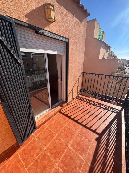 2-Bedroom House in Orihuela - Image 15