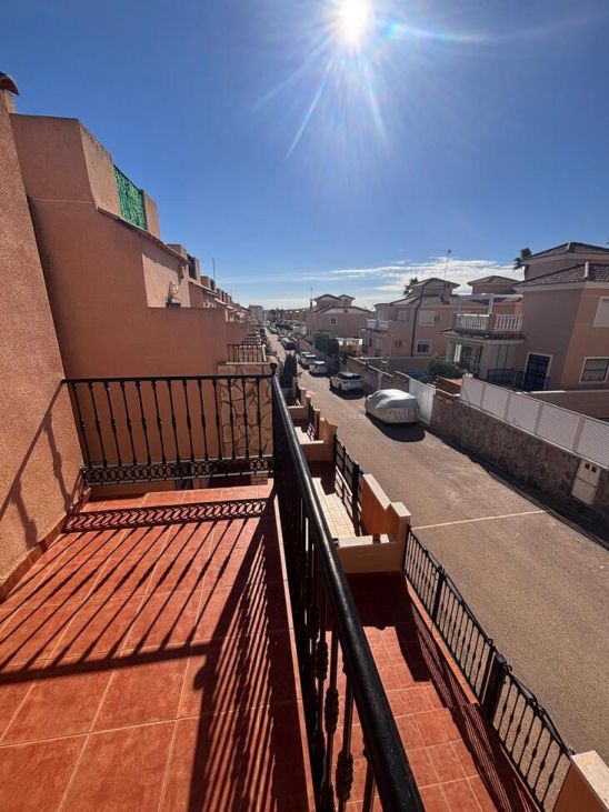 2-Bedroom House in Orihuela - Image 16