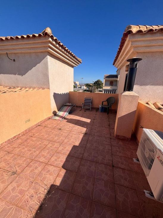 2-Bedroom House in Orihuela - Image 19