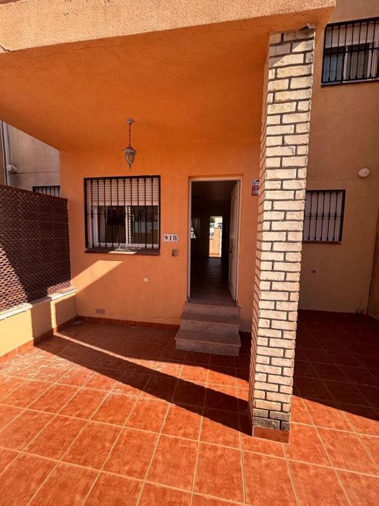 2-Bedroom House in Orihuela - Image 2