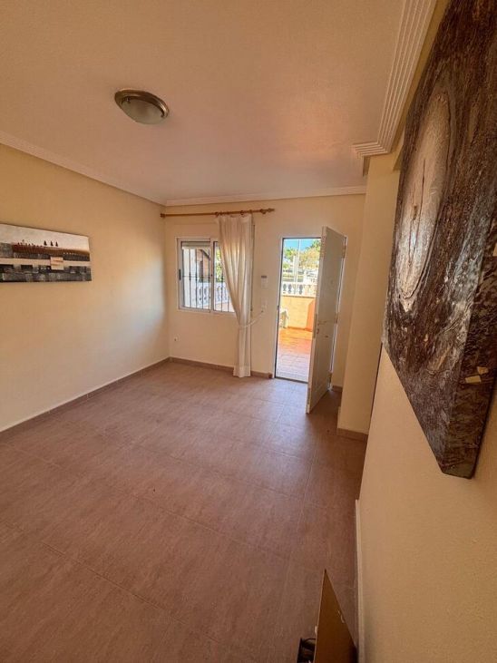 2-Bedroom House in Orihuela - Image 3