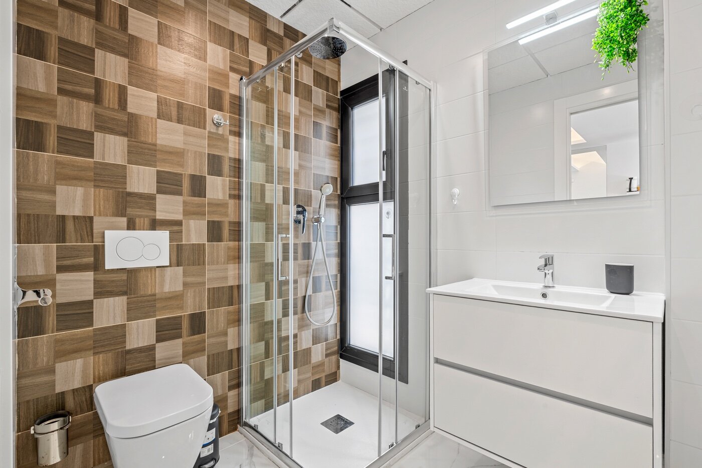2-Bedroom Apartment in El Raso, Guardamar del Segura - Image 17