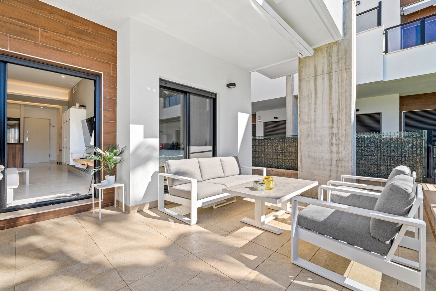 2-Bedroom Apartment in El Raso, Guardamar del Segura - Image 19