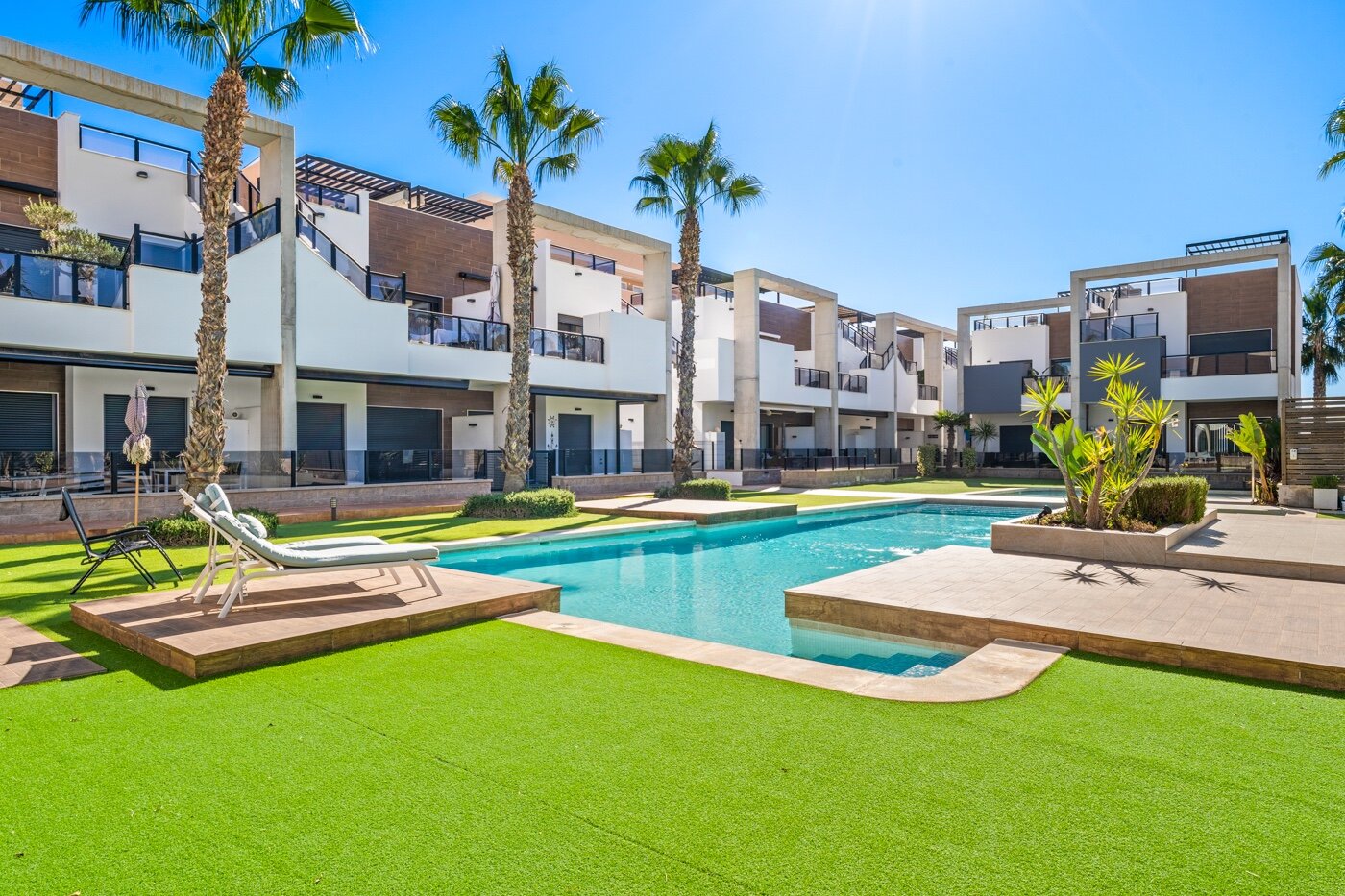 2-Bedroom Apartment in El Raso, Guardamar del Segura - Image 22
