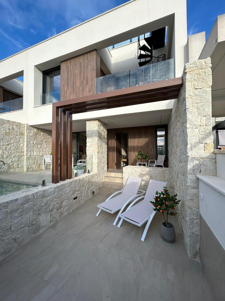 3-Bedroom House in Dolores - Image 18