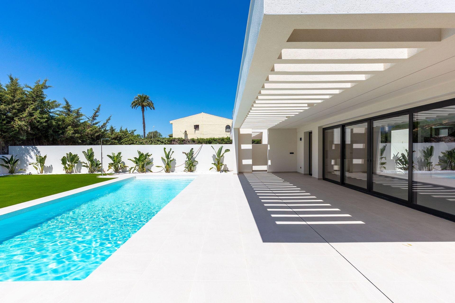 4-Bedroom Villa in Los Balcones - Los Altos del Edén, Torrevieja - Image 11