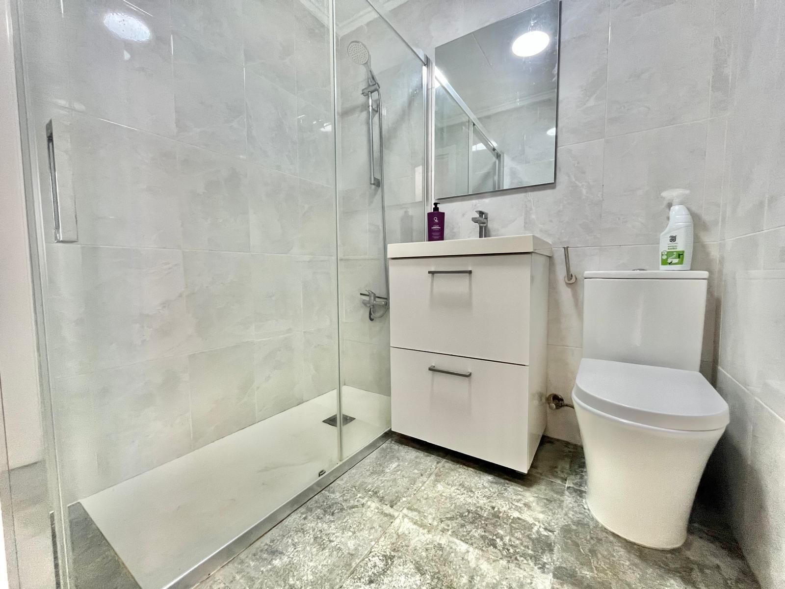 2-Bedroom Bungalow in La Siesta - El Salado - Torreta, Torrevieja - Image 11