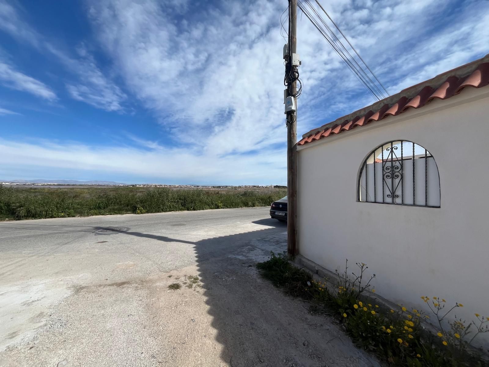 2-Bedroom Bungalow in La Siesta - El Salado - Torreta, Torrevieja - Image 15