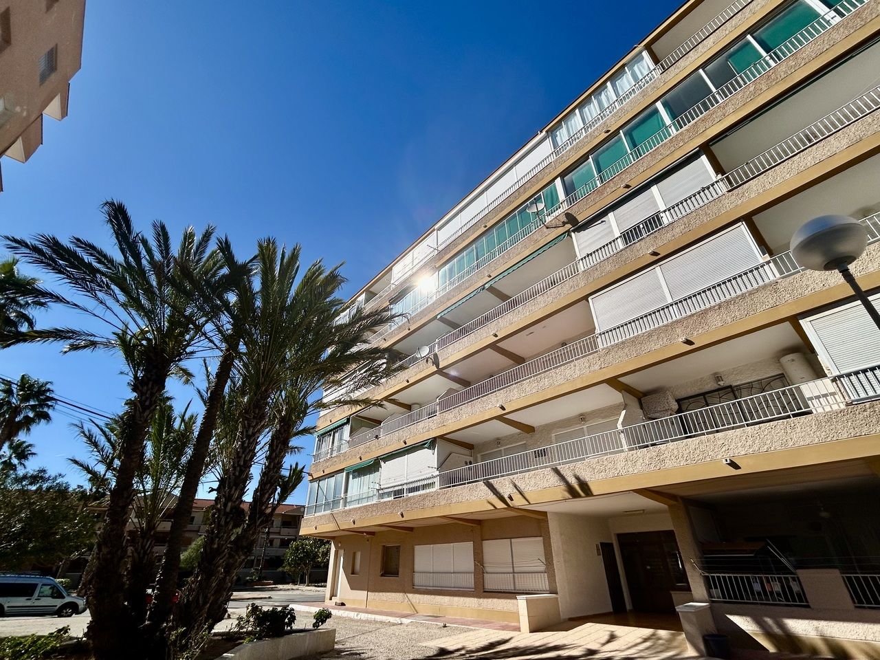 2-Bedroom Apartment in Guardamar del Segura - Image 1