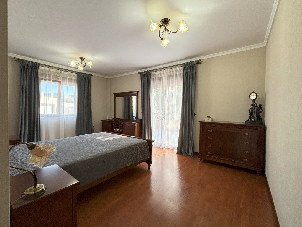 5-Bedroom Villa in Centro de la Ciudad Quesada, Rojales - Image 25