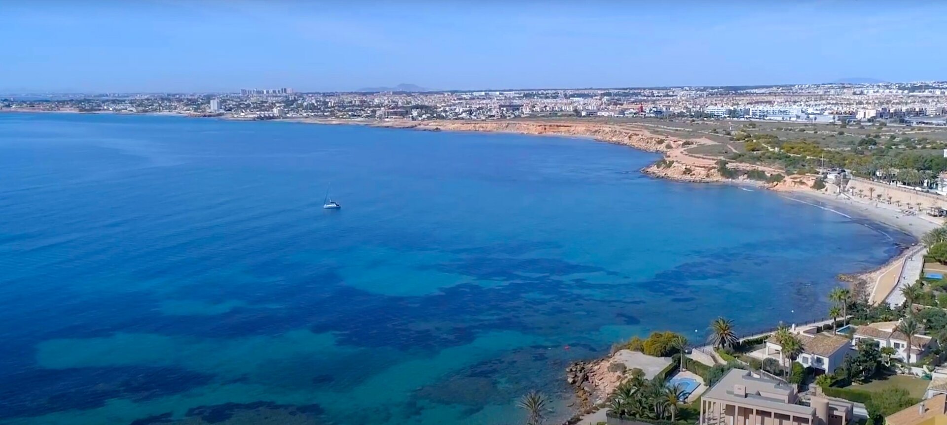 2-Bedroom Bungalow in Pueblo, San Miguel de Salinas - Image 31