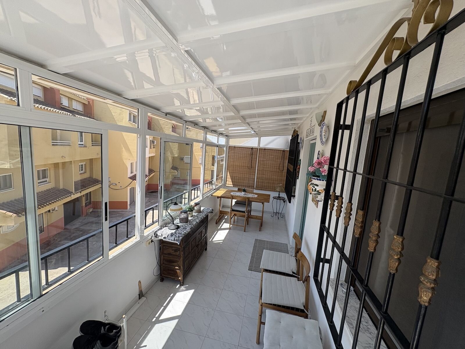 2-Bedroom Penthouse in Centro, Torrevieja - Image 3